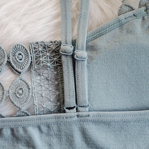 Boho Eye Lace Applique Bralette - Picture 7 of 9
